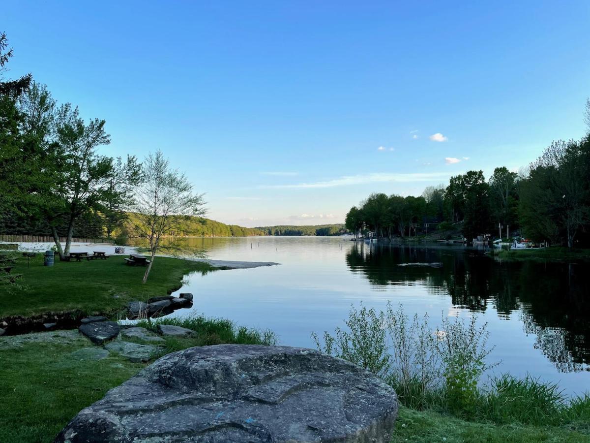 Lake Ariel Family Chalet المظهر الخارجي الصورة